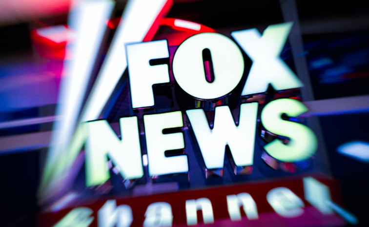 BREAKING: Fox News Just DESTROYED CNN… WOW