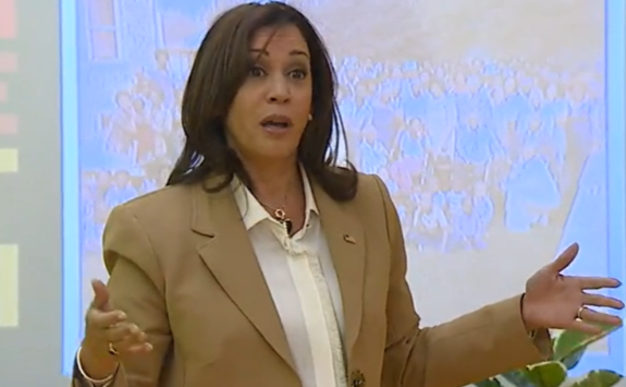 WATCH: Kamala Harris Makes A Complete FOOL Of Herself Once Again… Unbelievable (Video)